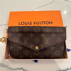 Louis Vuitton Félicie Pochette Monogram Canvas – Like New, Full Set
